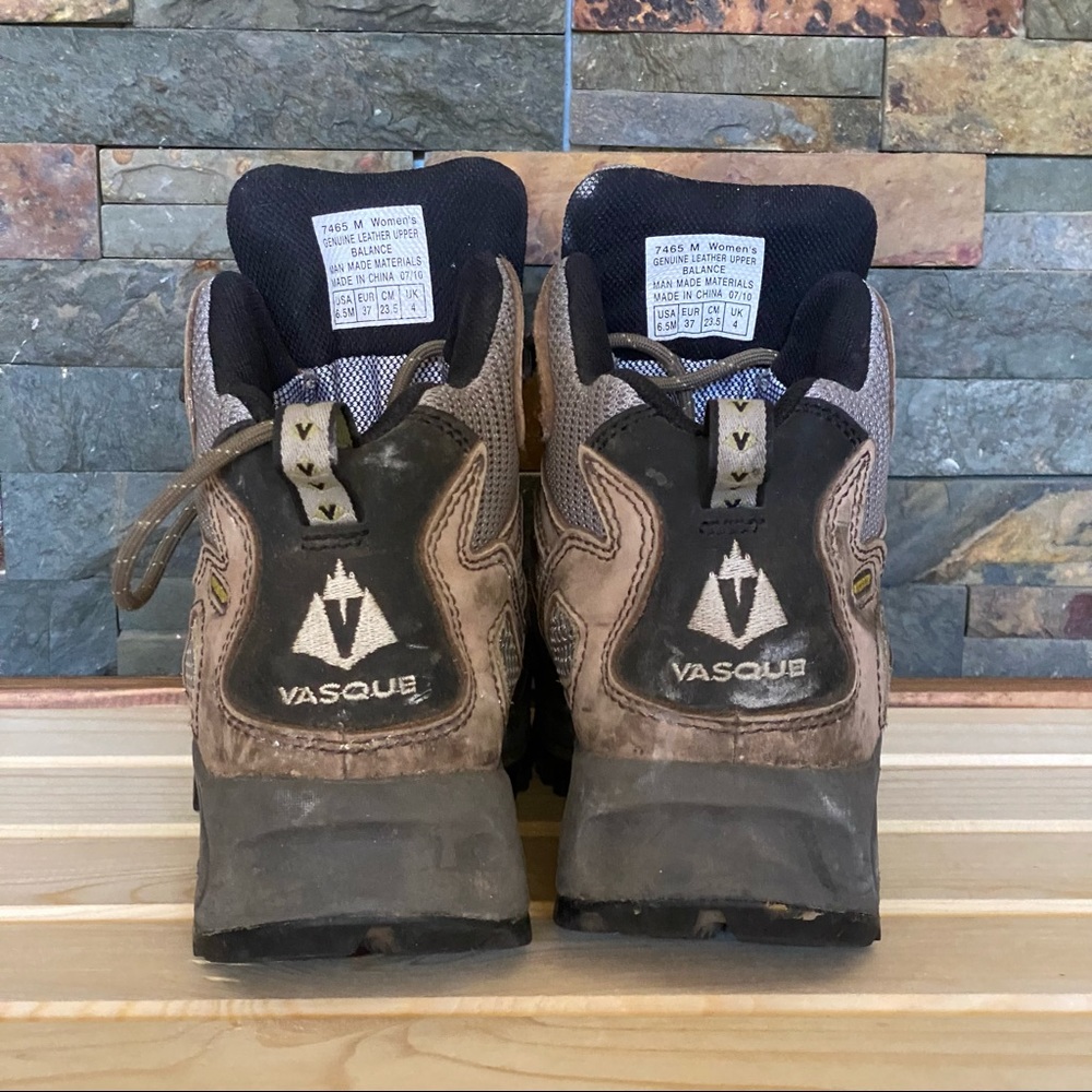 VASQUE • “Breeze GTX” Goretex Leather Hiking Boots - Size 6.5 - Picture 8 of 16